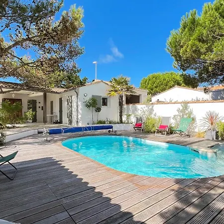 Maison A Cote De La Et Des Dunes, Avec Piscine Villa