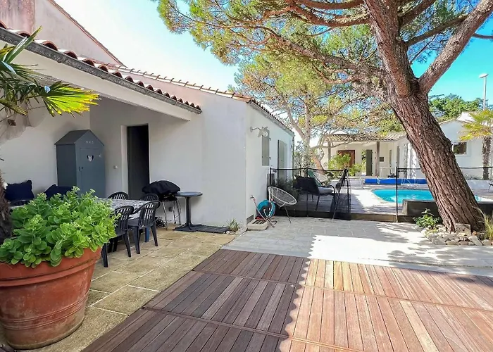 Maison à Côté De La Et Des Dunes, Avec Piscine * Le Bois-Plage-en-Ré